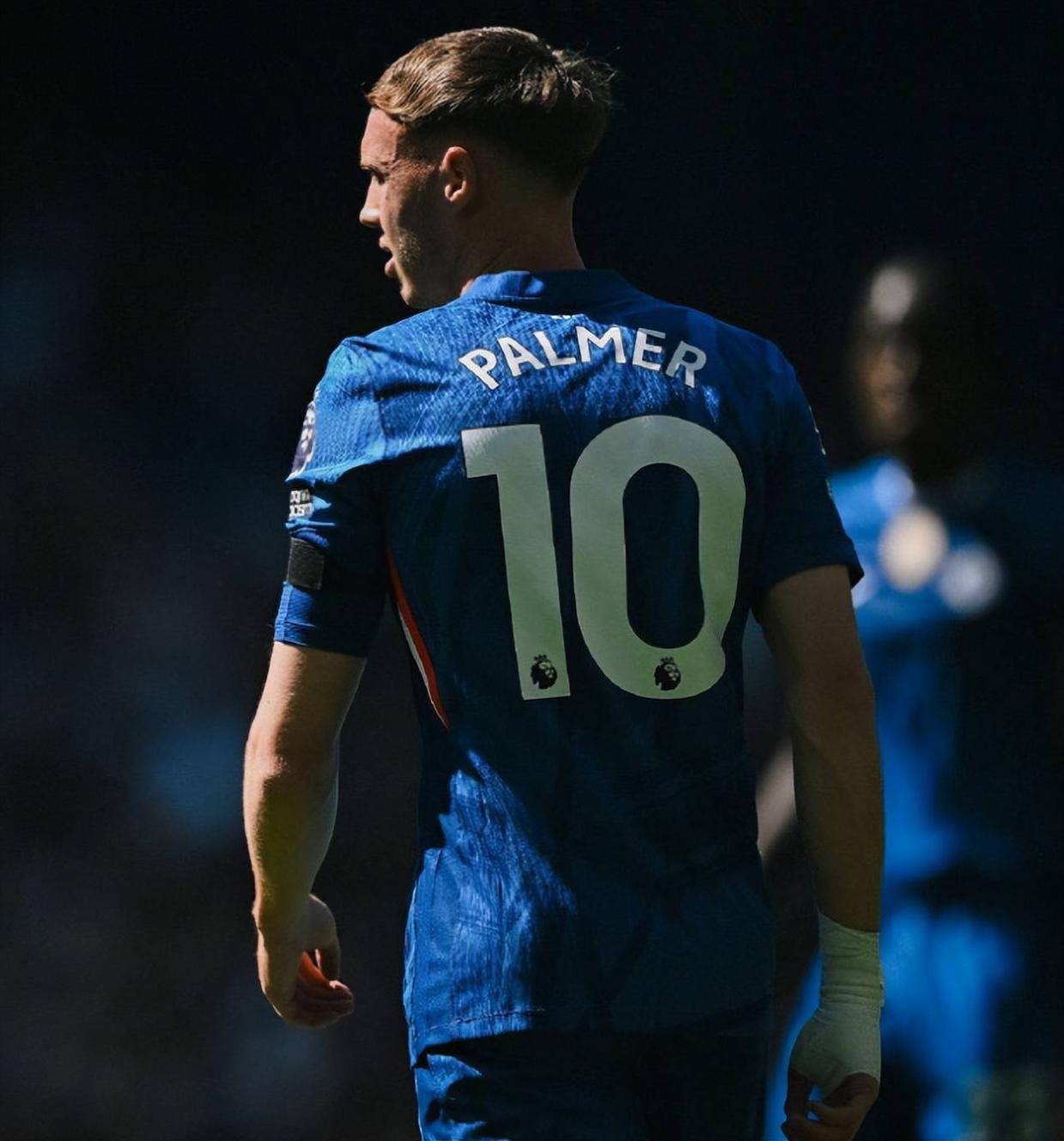 英超首轮切尔西0-0水晶宫，埃泽破门被吹，蓝军主帅换人未奏效